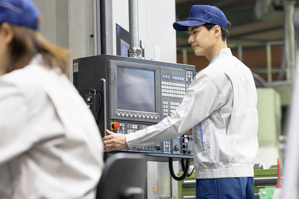 工場 作業の様子